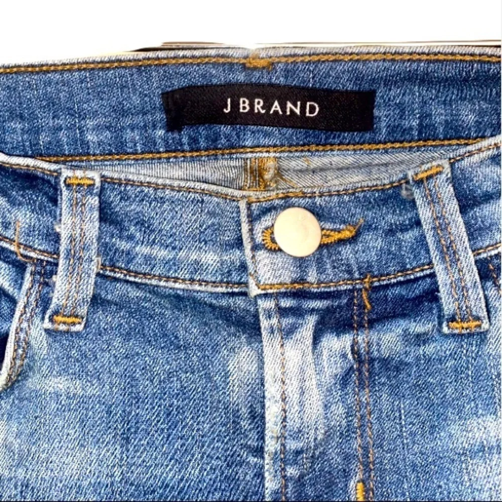 J Brand Distressed Super Skinny Jean Size 25